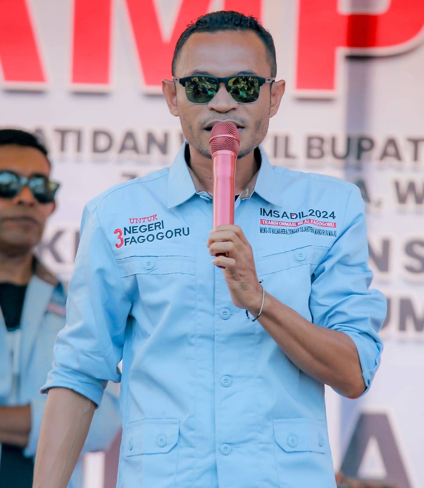 ketua-umum-pb-formmalut-jabodetabek-hamdan-halil-mengapresiasi-pt-smart-marsindo-membangun-bangunan-sekolah-sma-negeri-3-halmahera-tengah