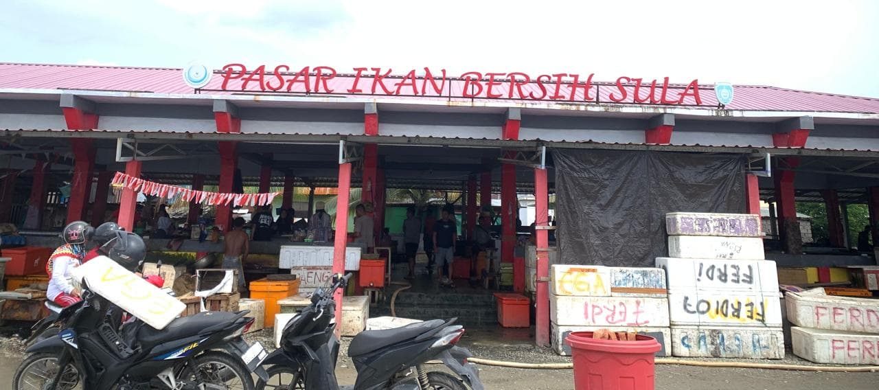 pedagang-pasar-ikan-bersih-sula-keluhkan-pemadaman-listrik-krisis-air-dan-masalah-koperasi