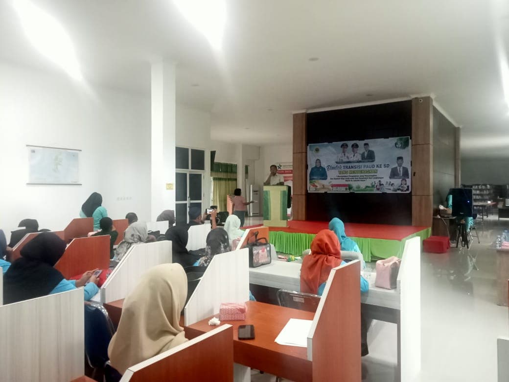 junaidi-gailea-bimtek-transisi-paud-ke-sd-momentum-tingkatkan-kualitas-pendidikan-halteng